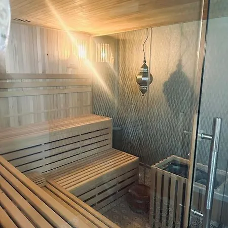 Privatzimmer, Geteiltes Bad Und Toilette Wurzburg