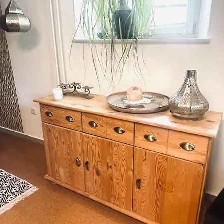 Privatzimmer, Geteiltes Bad Und Toilette Apartment Wurzburg